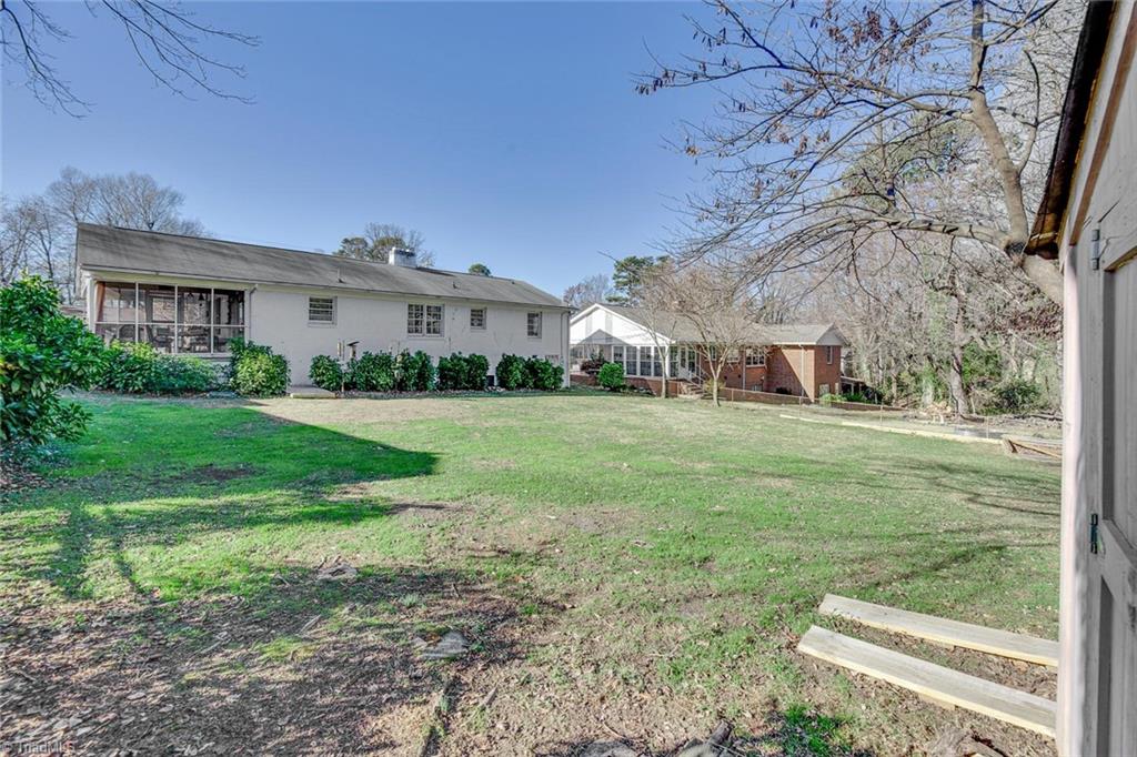 1506 Pinehurst Drive High Point, NC 27262 - Photo 23 of 24