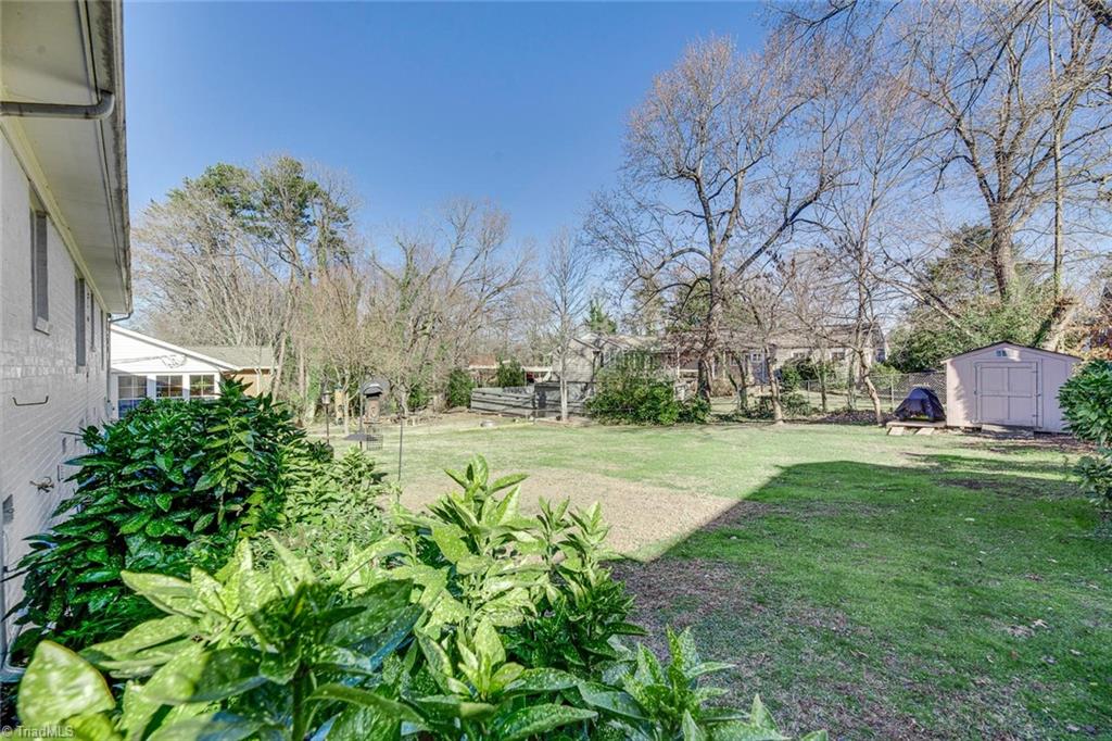 1506 Pinehurst Drive High Point, NC 27262 - Photo 24 of 24