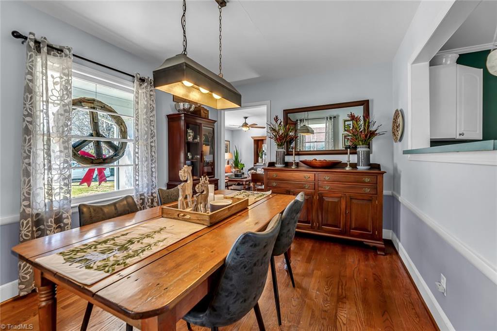 1506 Pinehurst Drive High Point, NC 27262 - Photo 9 of 24