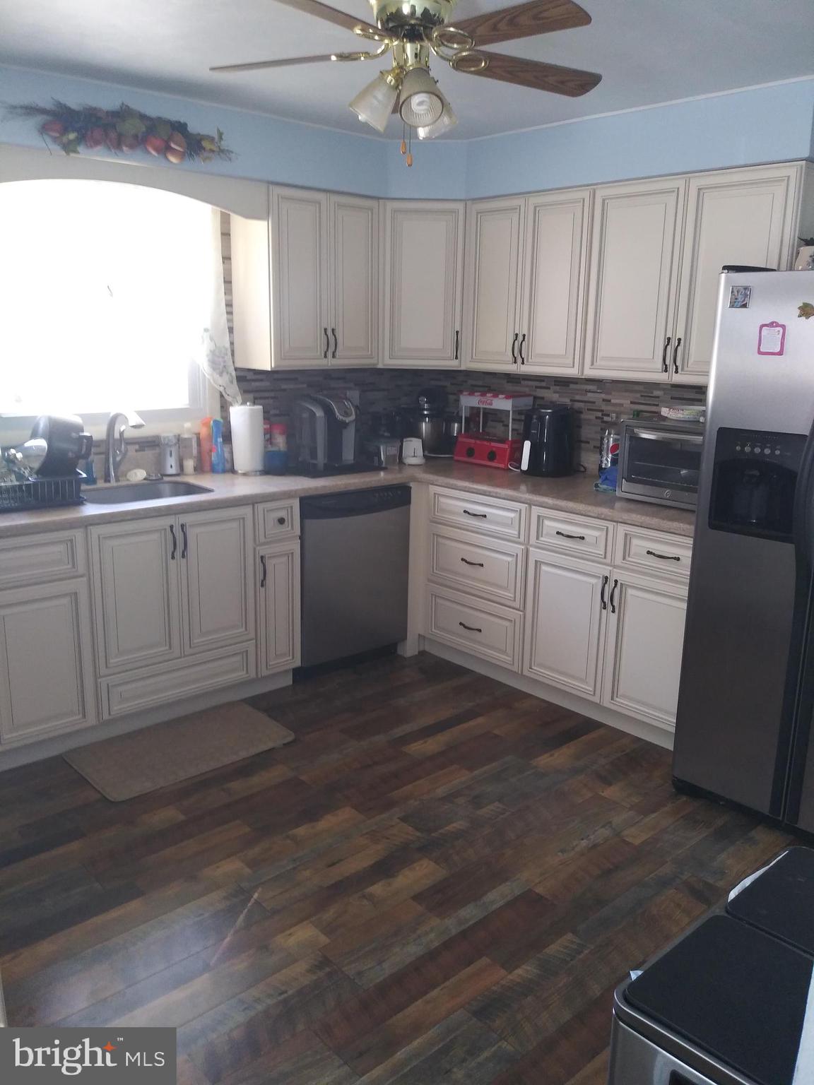 401 Princeton Road South Glassboro, NJ 08028 - Photo 4 of 16 Kitchen 1