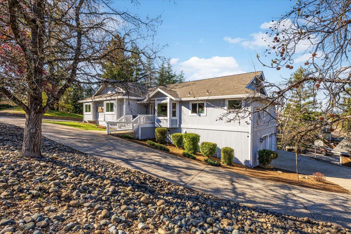 11716 Inverness Way Auburn, CA 95602 - Photo 8 of 54