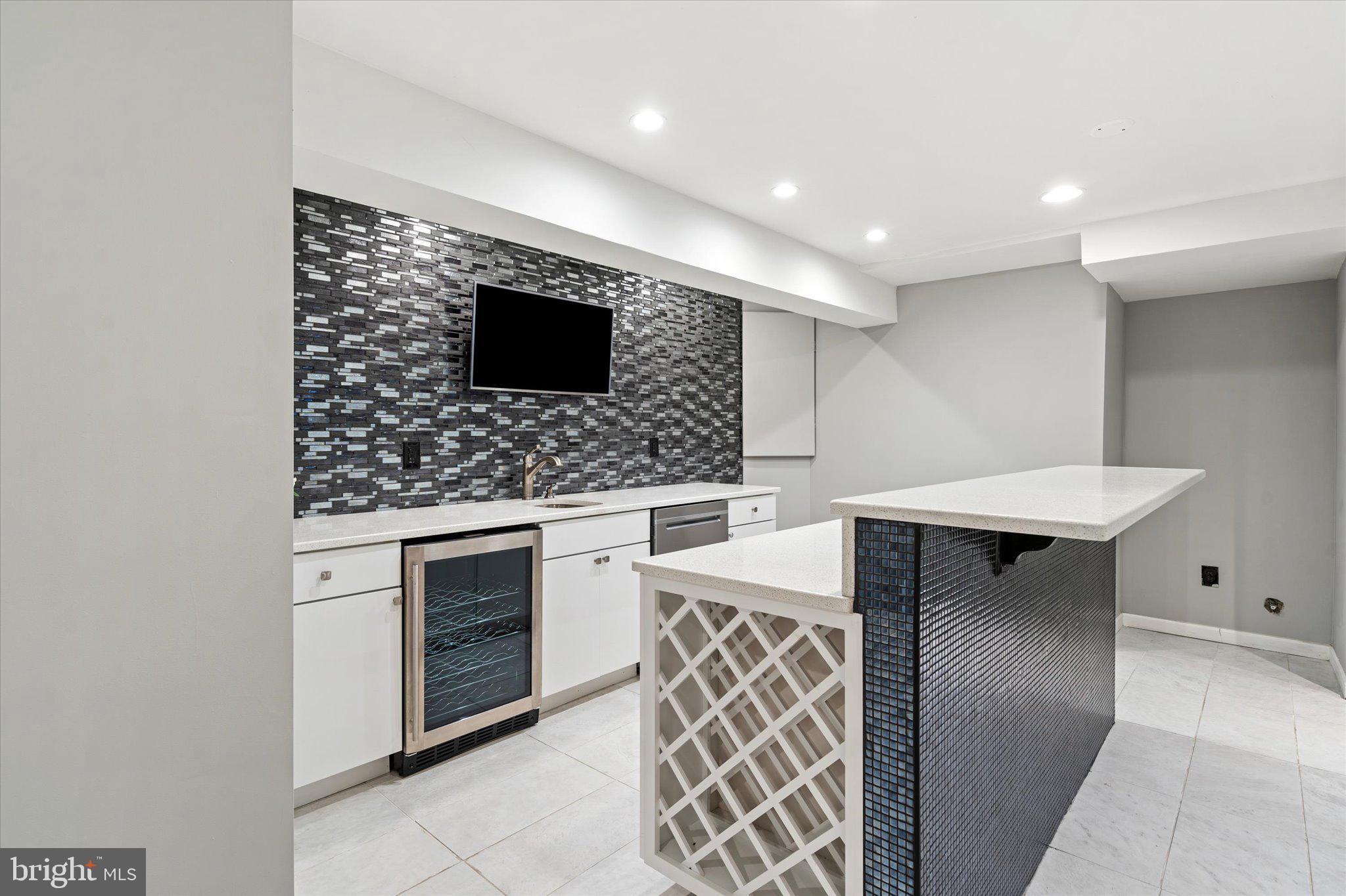 503 Reed Lane Robbinsville, NJ 08691 - Photo 34 of 43 Gallery Image 34