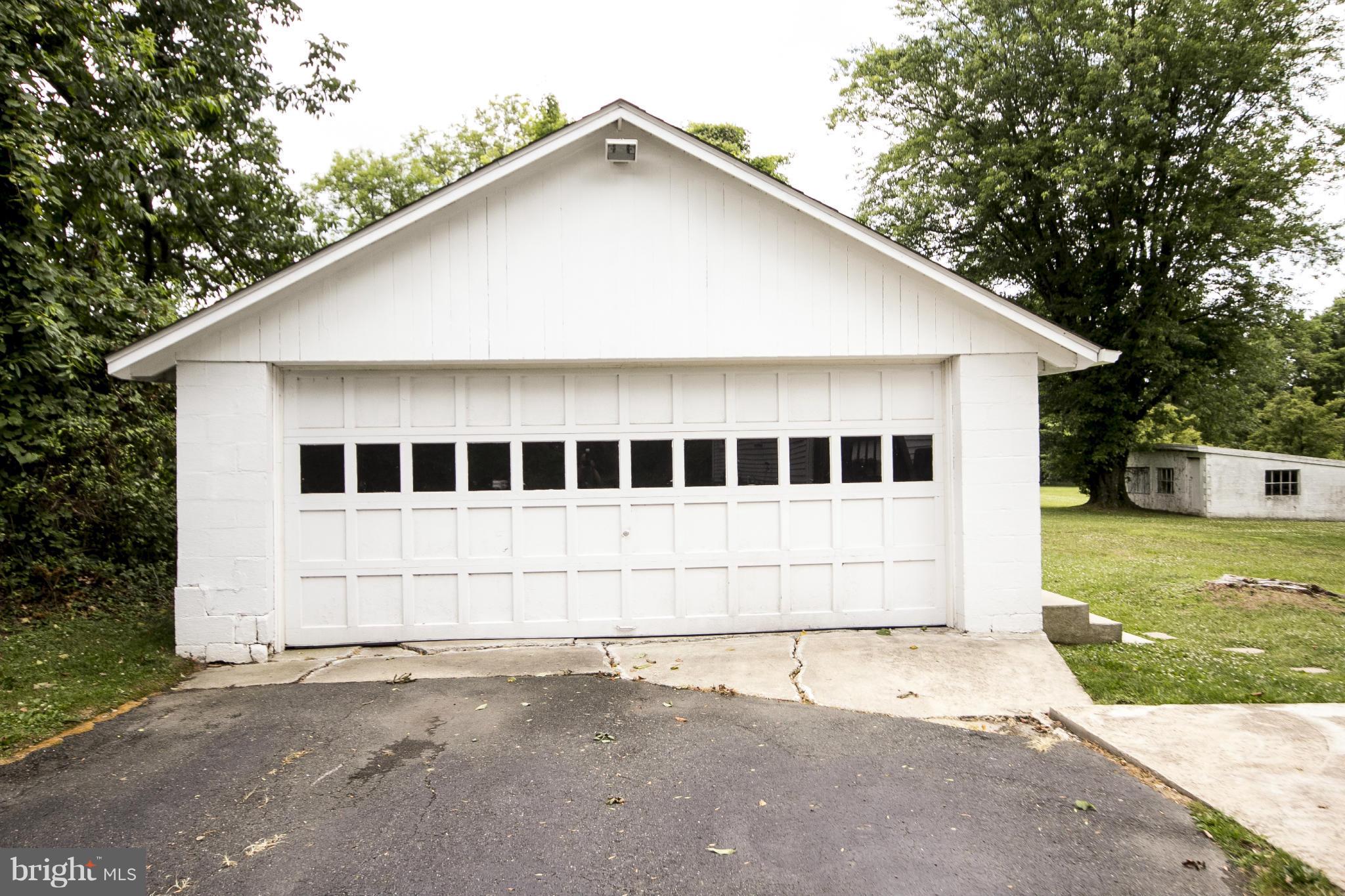 600 Old Fallston Road Fallston, MD 21047 - Photo 3 of 25 2 Car Detached Garage