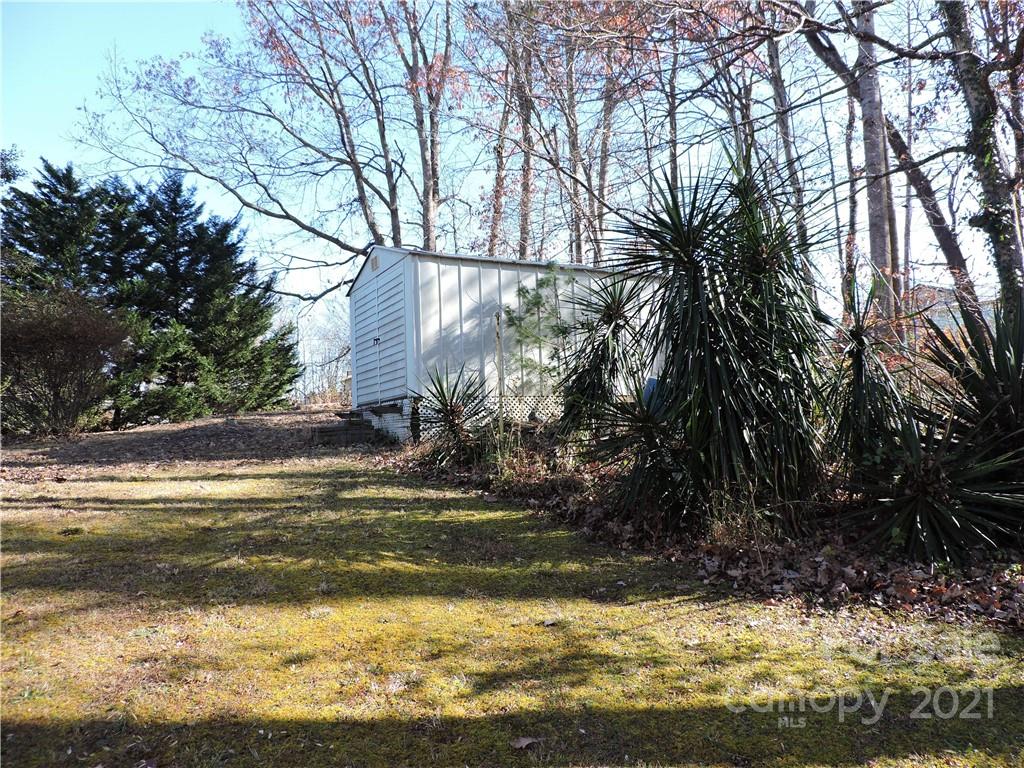 1645 Dulatown Road Lenoir, NC 28645 - Photo 11 of 42 Gallery Image 11