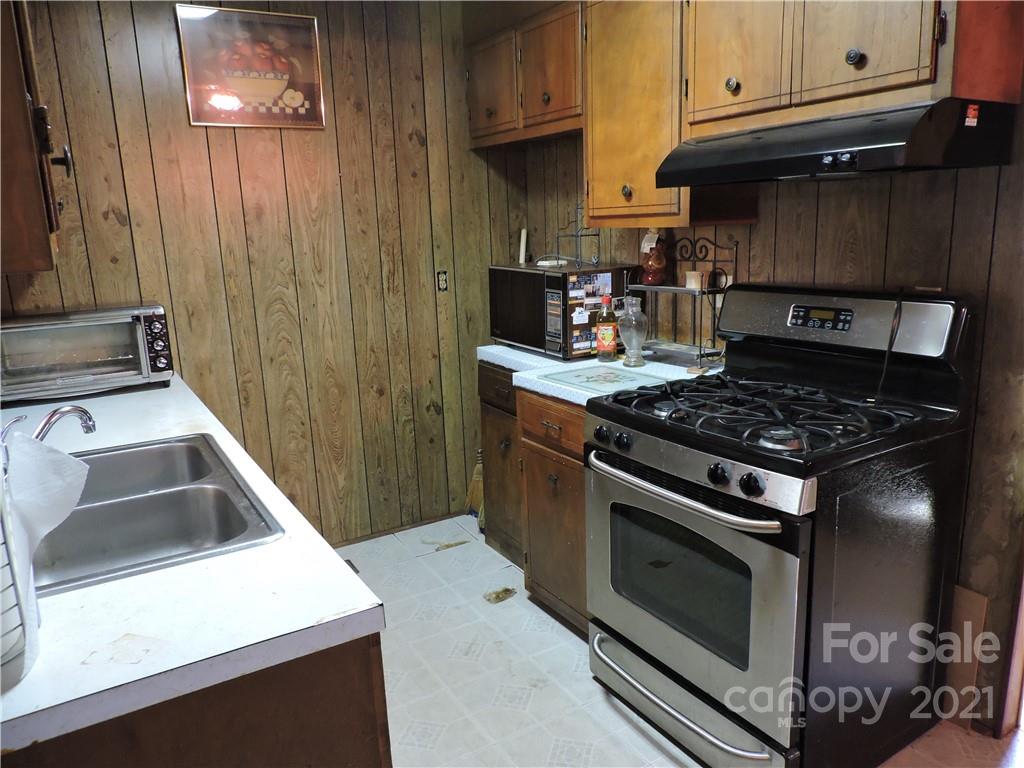 1645 Dulatown Road Lenoir, NC 28645 - Photo 13 of 42 Gallery Image 13