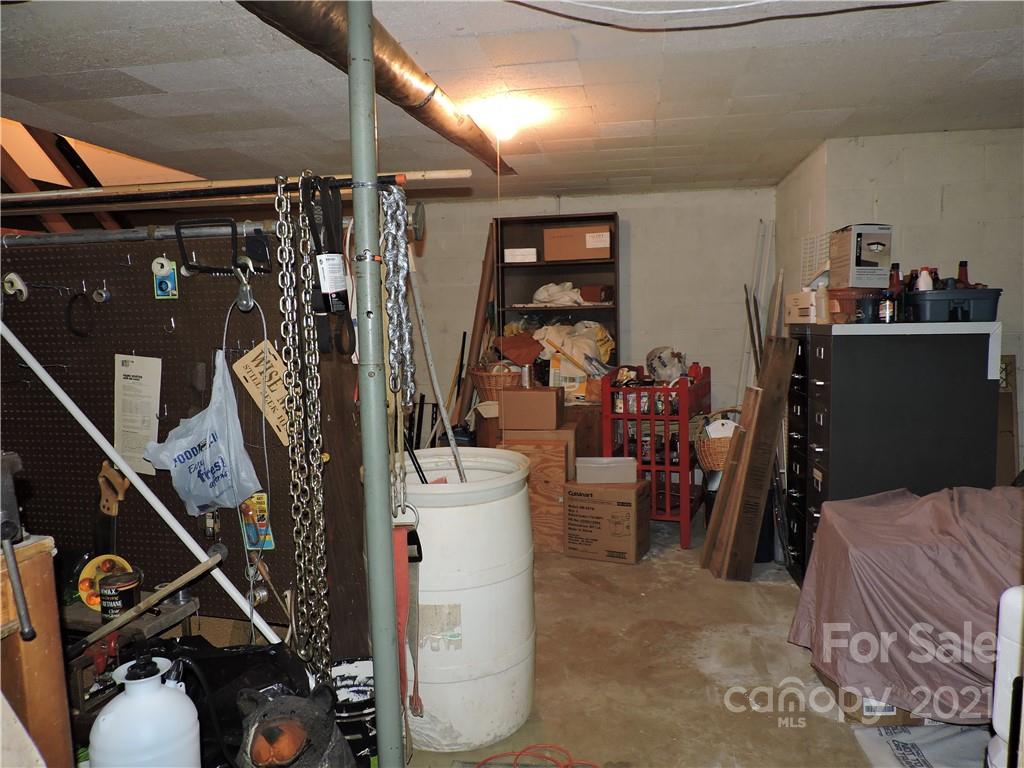 1645 Dulatown Road Lenoir, NC 28645 - Photo 34 of 42 Gallery Image 34