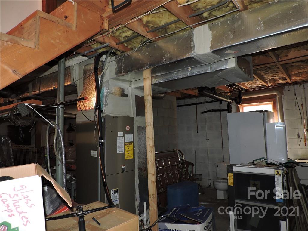 1645 Dulatown Road Lenoir, NC 28645 - Photo 37 of 42 Gallery Image 37