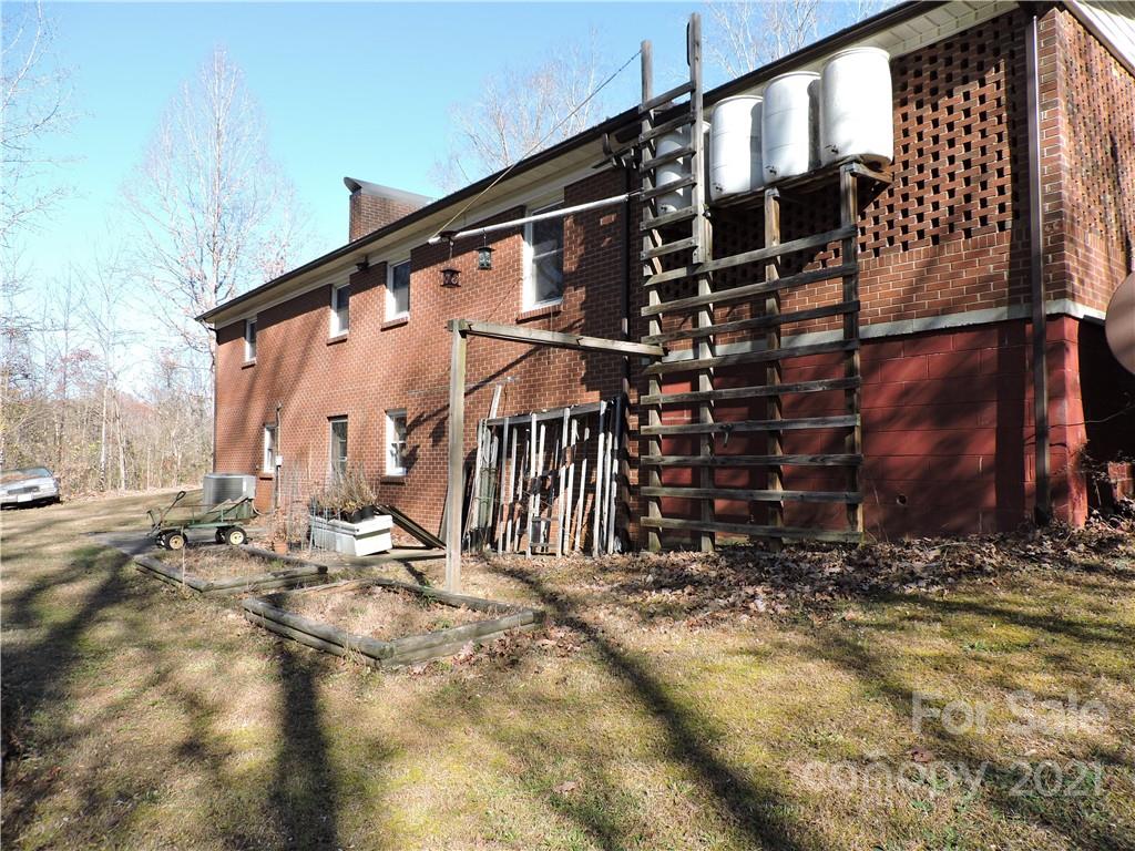1645 Dulatown Road Lenoir, NC 28645 - Photo 8 of 42 Gallery Image 8