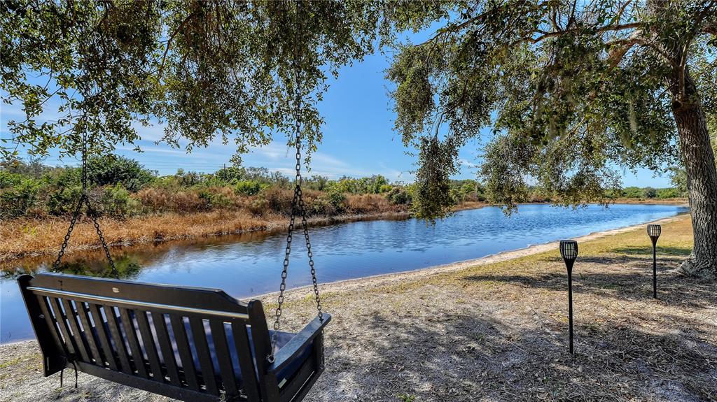 2098 Palm View Road Sarasota, FL 34240 - Photo 4 of 45 Gallery Image 4