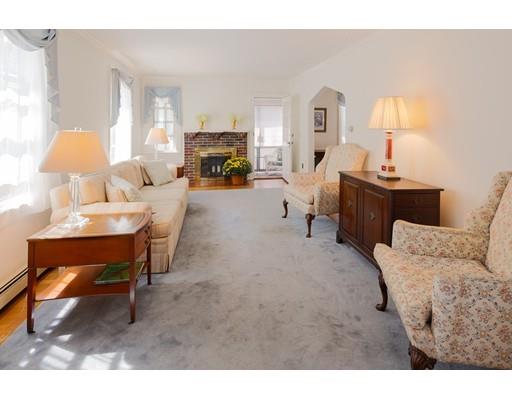 30 Barbara Road Waltham, MA 02453 - Photo 3 of 33 Gallery Image 3