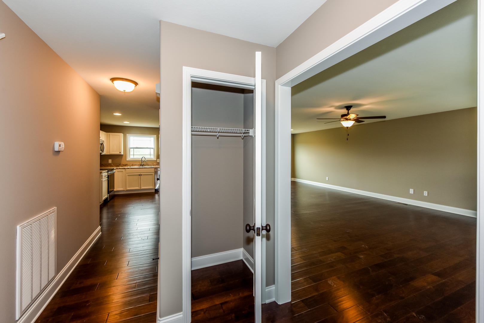 3409 Boulder Point Lane Powell, TN 37849 - Photo 7 of 34 Coat closet
