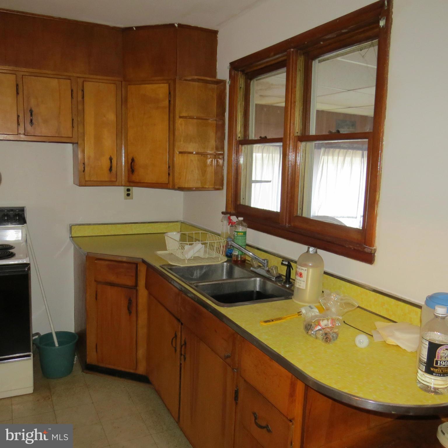 912 Orems Road Baltimore, MD 21221 - Photo 14 of 24 Kitchen