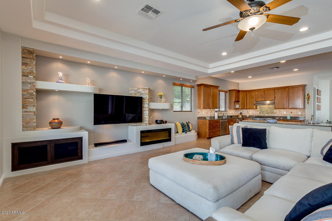 4619 East Desperado Road Gilbert, AZ 85297 - Photo 13 of 57 13-Desperado