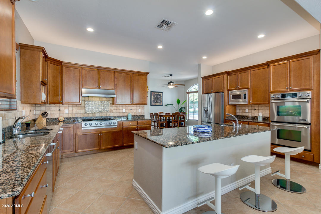 4619 East Desperado Road Gilbert, AZ 85297 - Photo 14 of 57 14-Desperado