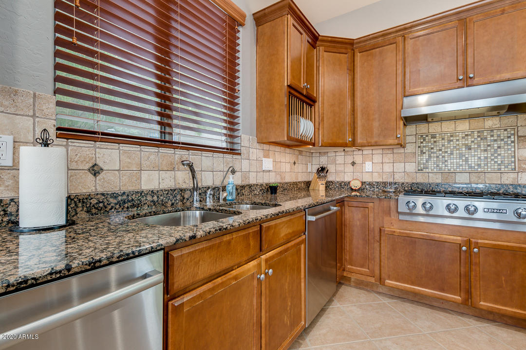 4619 East Desperado Road Gilbert, AZ 85297 - Photo 15 of 57 15-Desperado