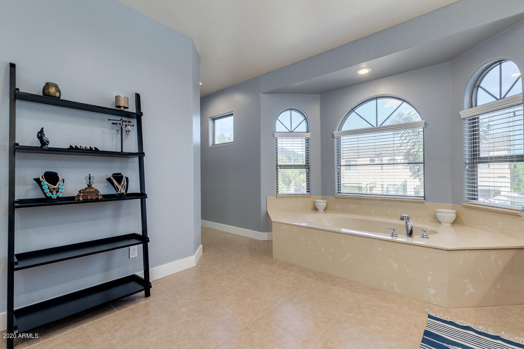 4619 East Desperado Road Gilbert, AZ 85297 - Photo 30 of 57 30-Desperado