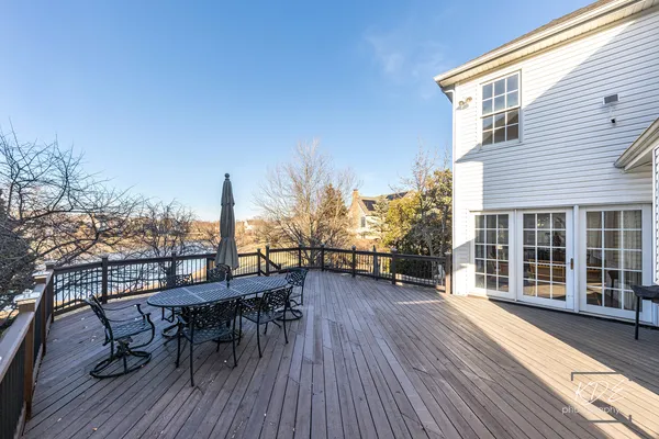 $1,100,000 | 3307 Danlaur Court, Naperville, IL 60564