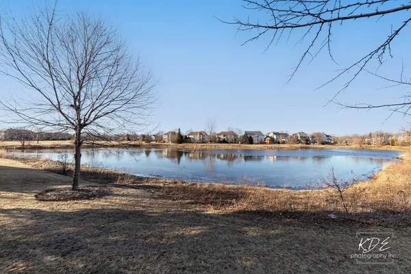 $1,100,000 | 3307 Danlaur Court, Naperville, IL 60564