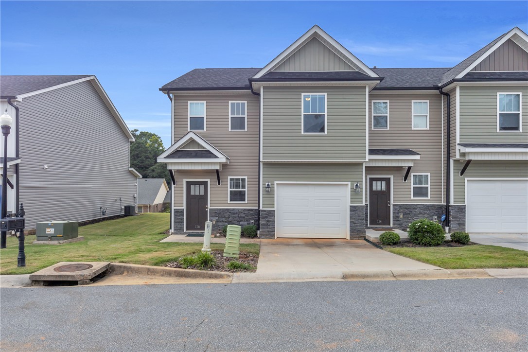 116 Ventura Street Anderson, SC 29621 - Photo 2 of 37