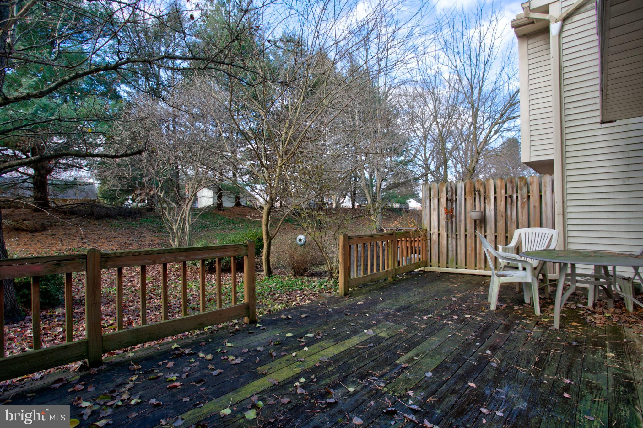 1845 Spring Ridge Lane Lancaster, PA 17603 - Photo 14 of 16 Oversized Deck