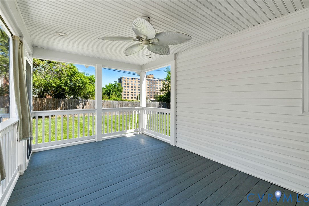 3920 Rosedale Avenue Richmond, VA 23227 - Photo 25 of 30 Screened In Porch