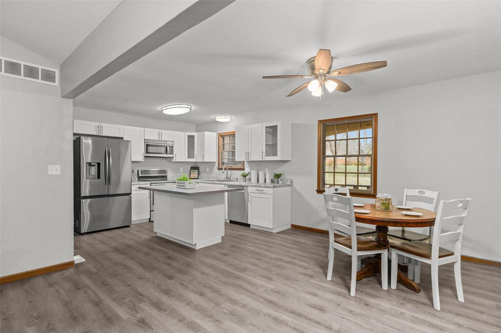 93 Fox Run Road Collinsville, IL 62234 - Photo 27 of 59 Gallery Image 27