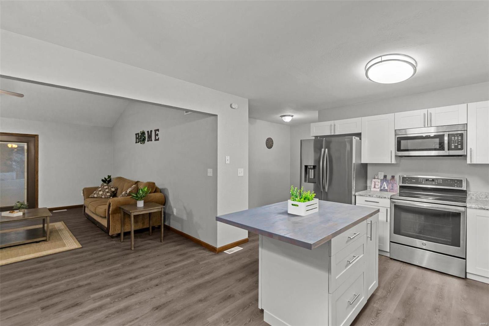 93 Fox Run Road Collinsville, IL 62234 - Photo 31 of 59 Gallery Image 31