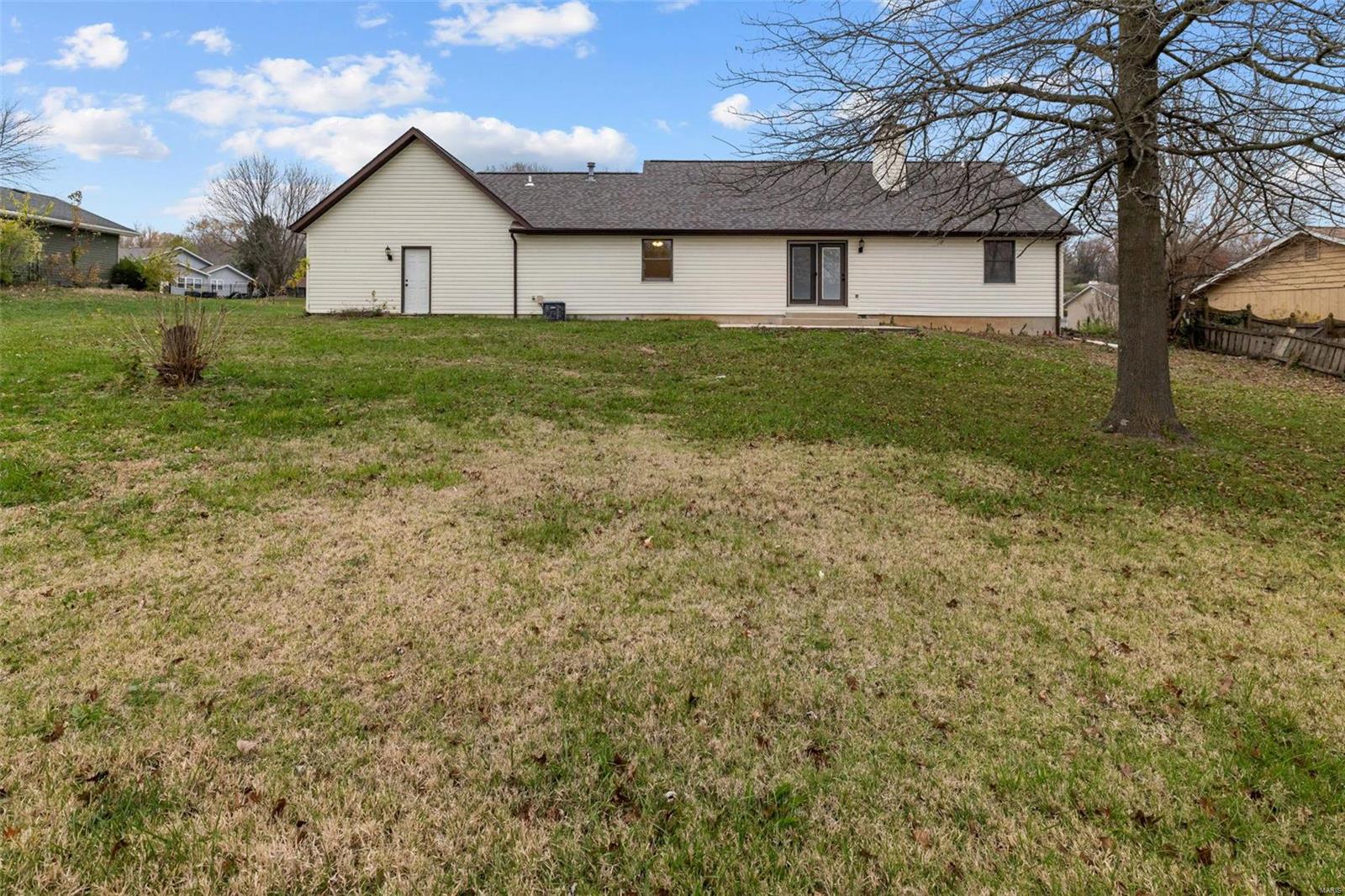 93 Fox Run Road Collinsville, IL 62234 - Photo 4 of 59 Gallery Image 4