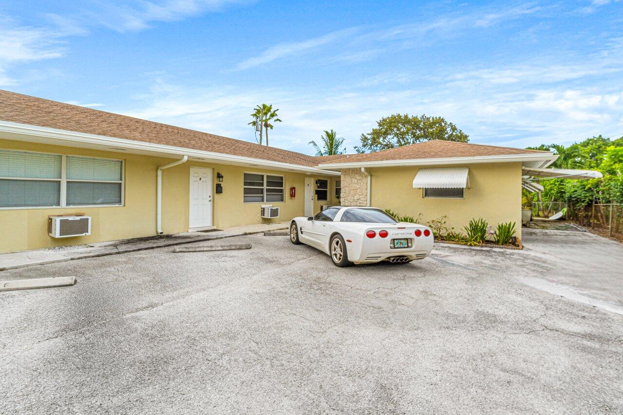 751 Hummingbird Way, Unit 6 North Palm Beach, FL 33408 - Photo 2 of 18 #6