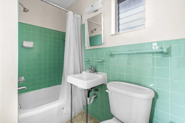 $1,550 | 751 Hummingbird Way, Unit 6, North Palm Beach, FL 33408