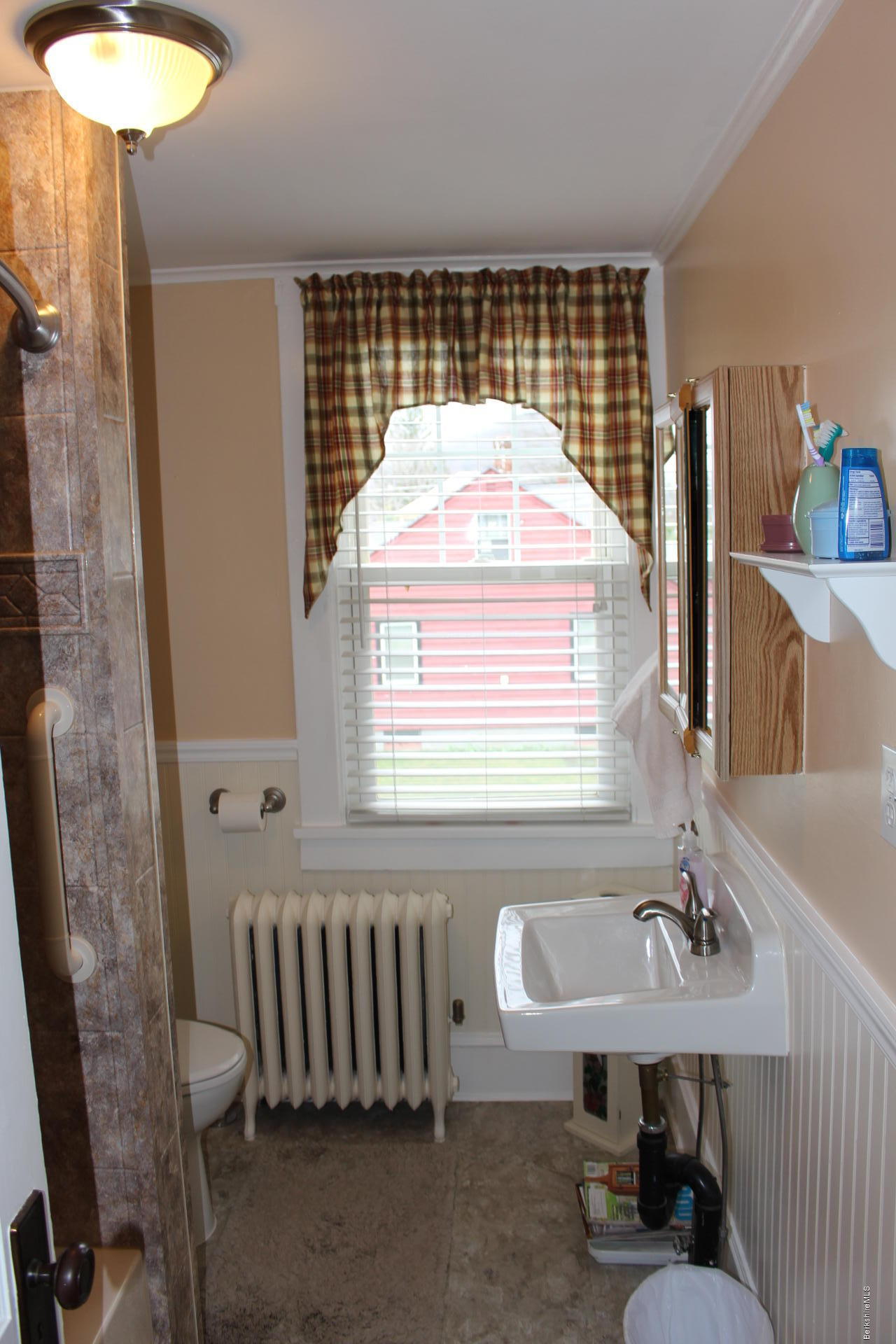 264 State Road North Adams, MA 01247 - Photo 16 of 27 IMG_3086