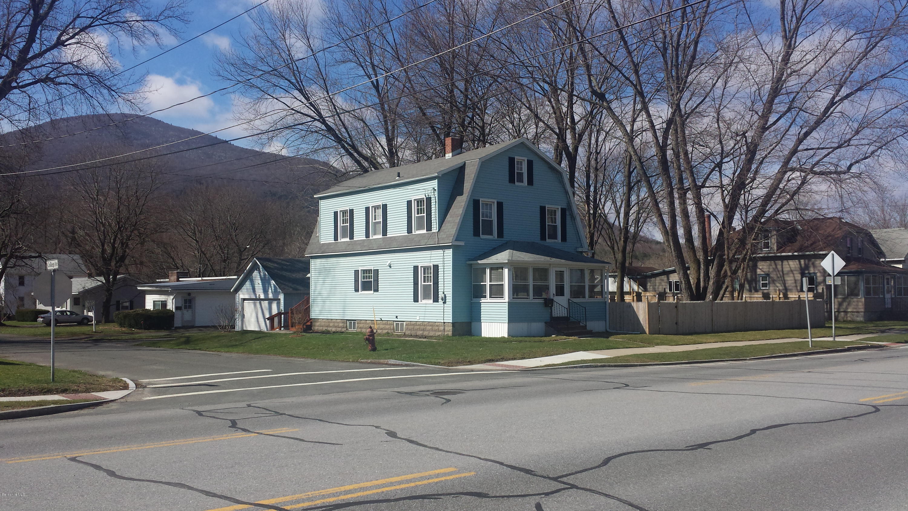 264 State Road North Adams, MA 01247 - Photo 3 of 27 20160409_100730