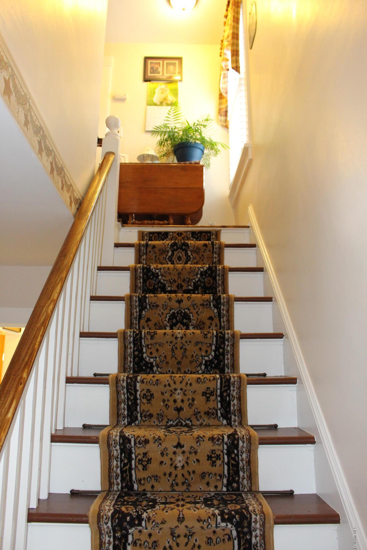 264 State Road North Adams, MA 01247 - Photo 10 of 27 IMG_3090