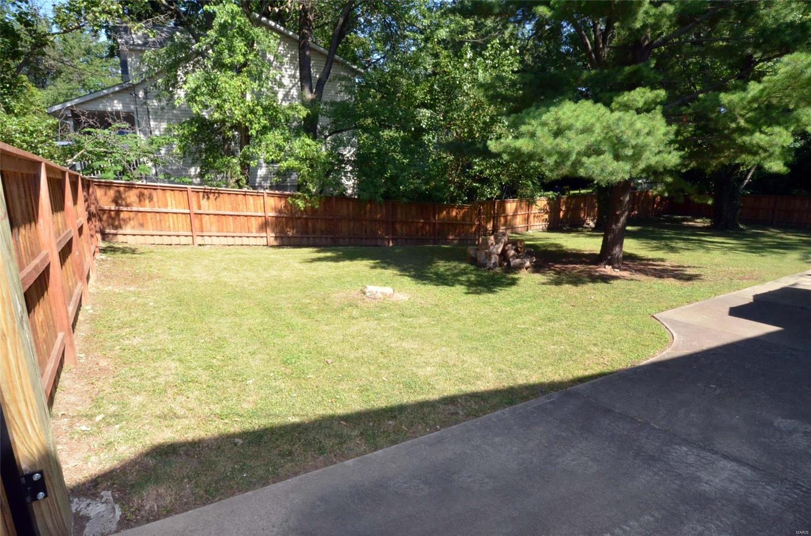 144 East Jackson Road Webster Groves, MO 63119 - Photo 18 of 29