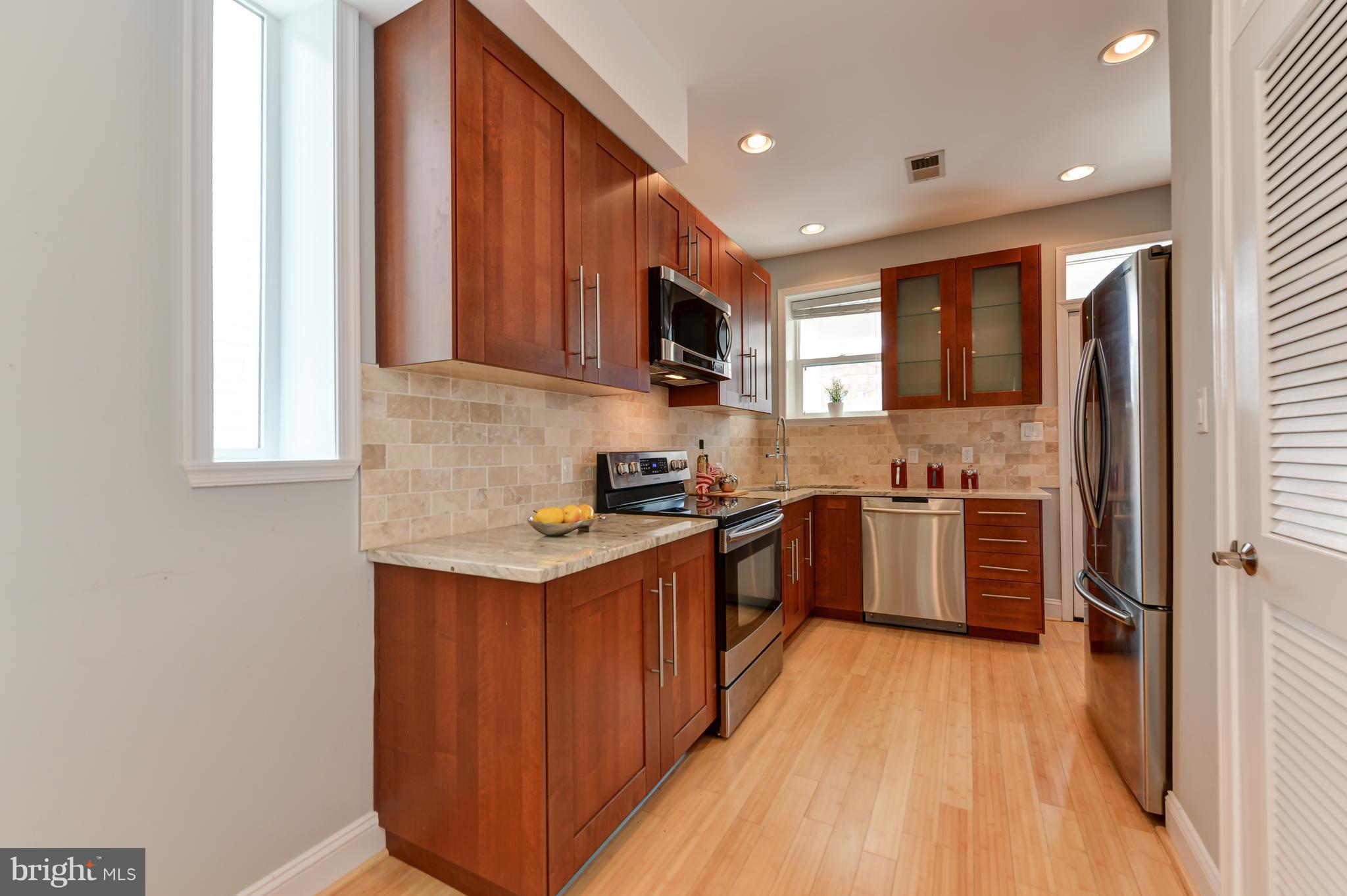 604 Columbia Road Northwest, Unit 2 Washington, DC 20001 - Photo 14 of 30 Kitchen