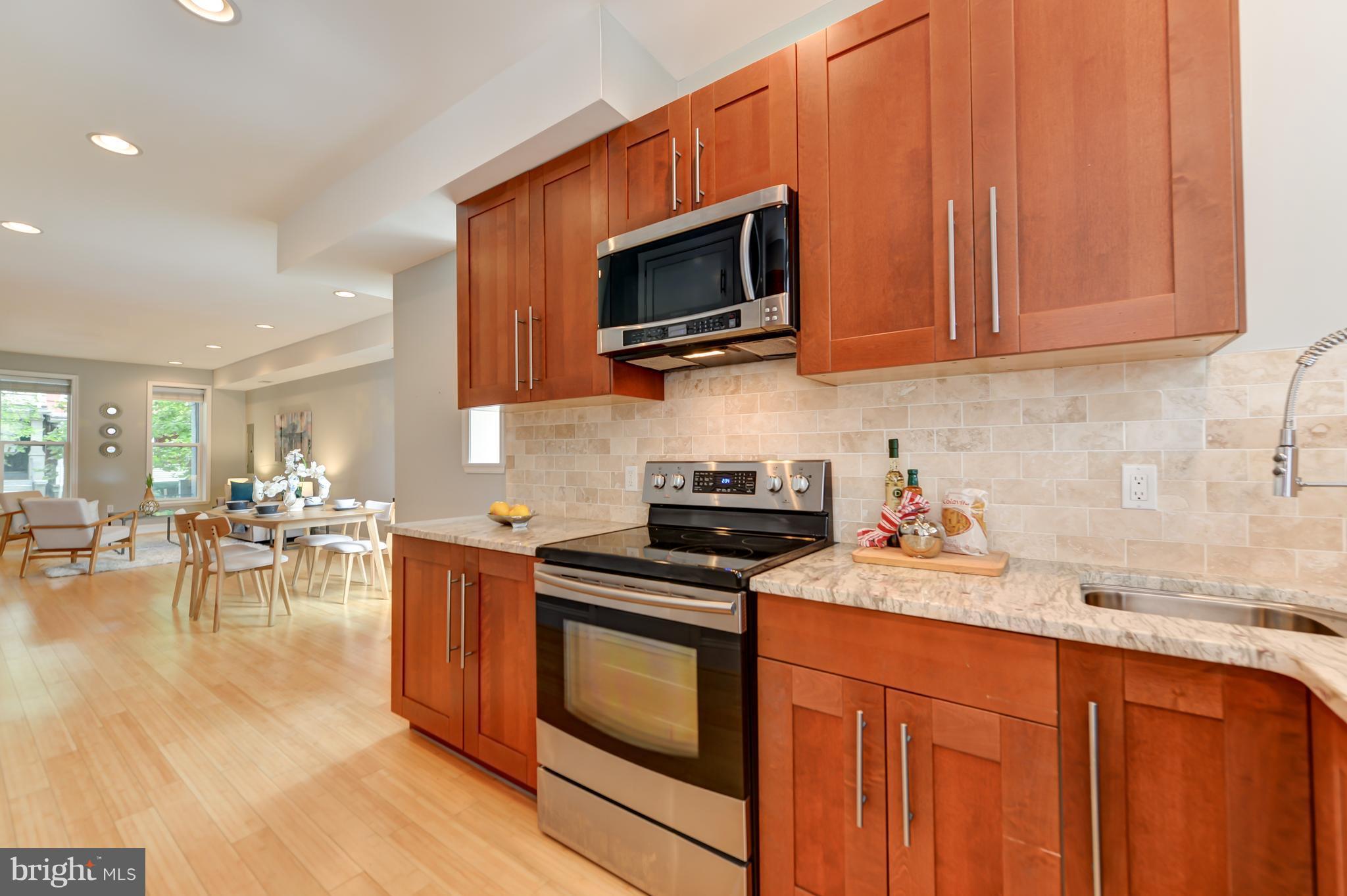 604 Columbia Road Northwest, Unit 2 Washington, DC 20001 - Photo 16 of 30 Kitchen