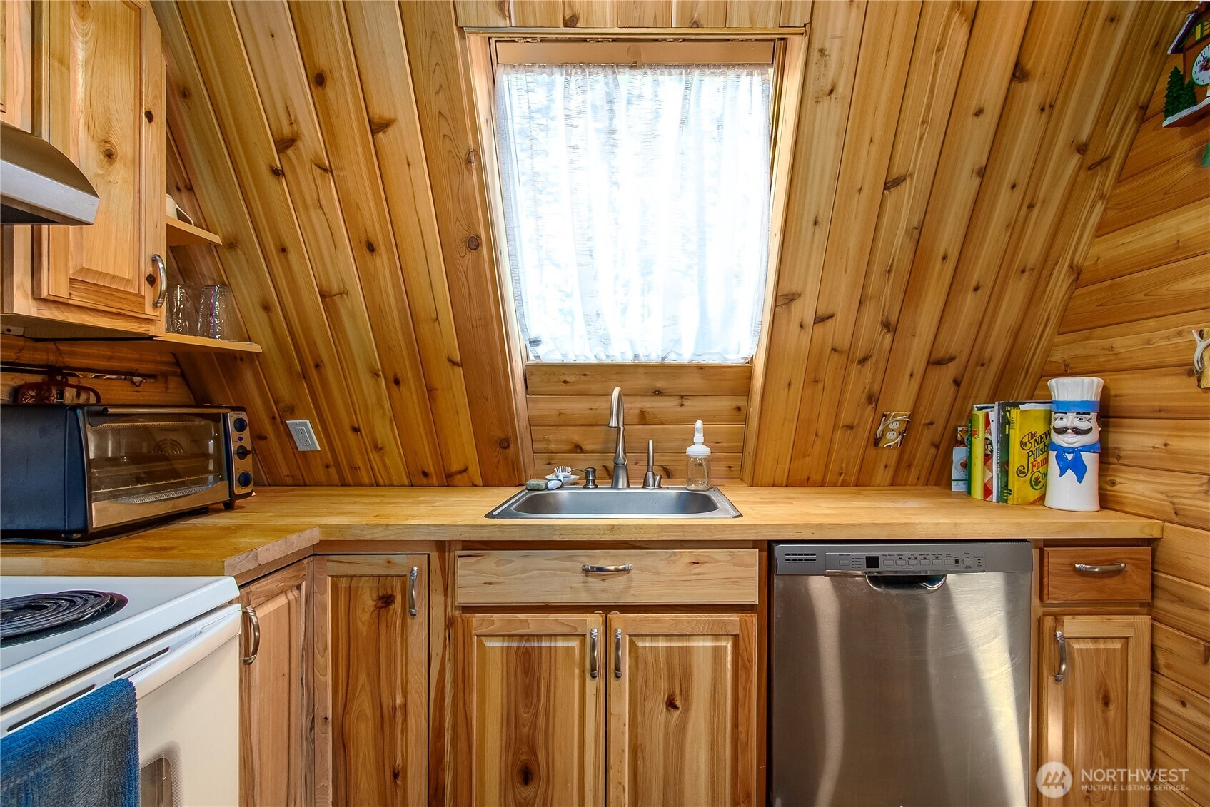 524 Cannon Road Packwood, WA 98361 - Photo 16 of 40 Gallery Image 16