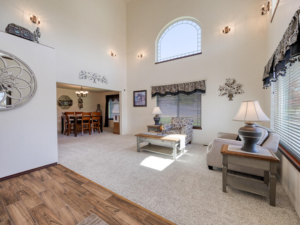 9015 Arant Road Klamath Falls, OR 97603 - Photo 6 of 41 Arant-7