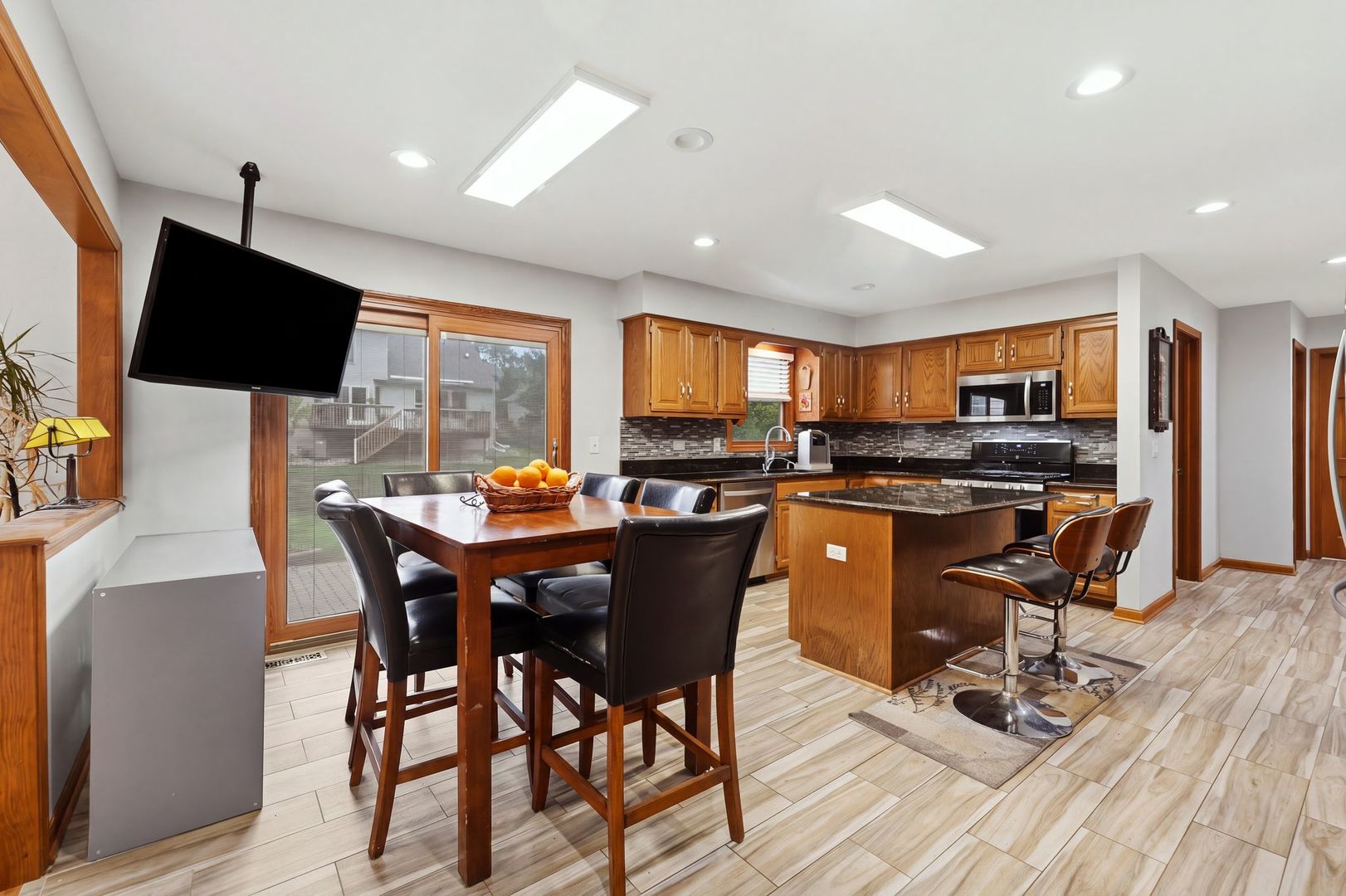 1892 Marne Road Bolingbrook, IL 60490 - Photo 9 of 43 Gallery Image 9