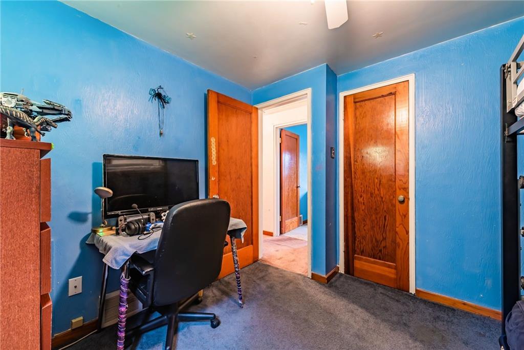 444 East Garden Road Pittsburgh, PA 15227 - Photo 15 of 22 Gallery Image 15