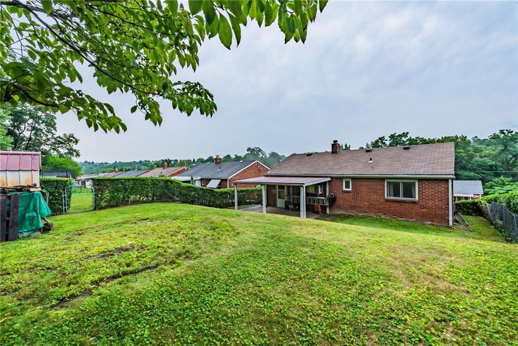 444 East Garden Road Pittsburgh, PA 15227 - Photo 5 of 22 Gallery Image 5