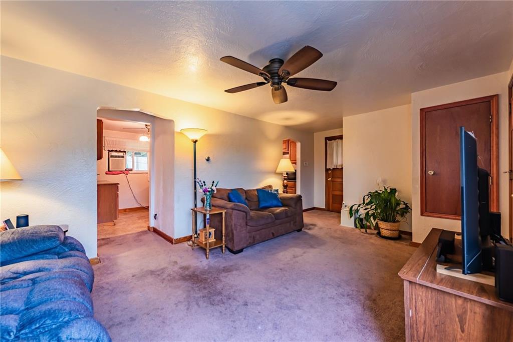 444 East Garden Road Pittsburgh, PA 15227 - Photo 8 of 22 Gallery Image 8