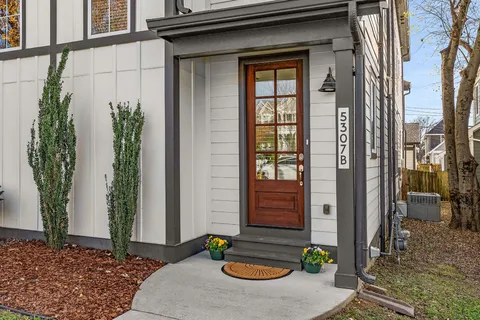 $699,999 | 5307 B Tennessee Avenue, Nashville, TN 37209
