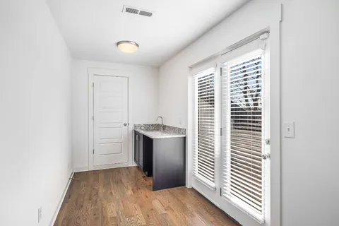 $699,999 | 5307 B Tennessee Avenue, Nashville, TN 37209