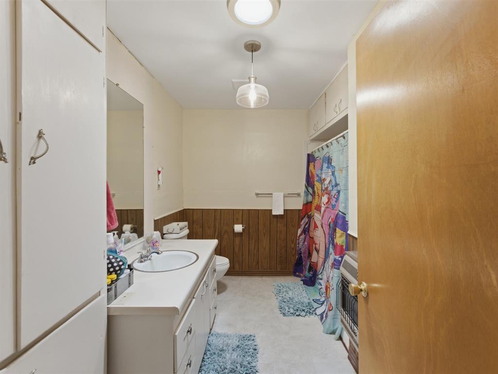 381 Bynum Road Bowie, TX 76230 - Photo 20 of 40