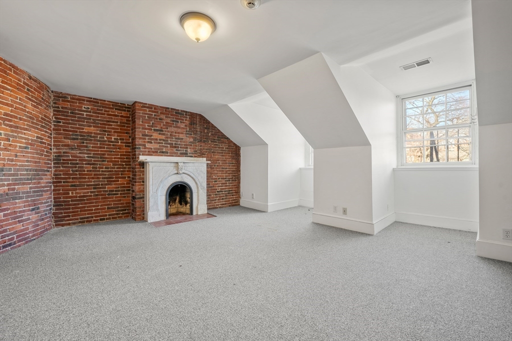 44 Beacon Street Boston, MA 02108 - Photo 12 of 21 Gallery Image 12