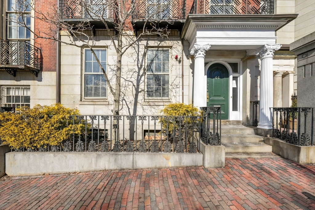 44 Beacon Street Boston, MA 02108 - Photo 16 of 21 Gallery Image 16