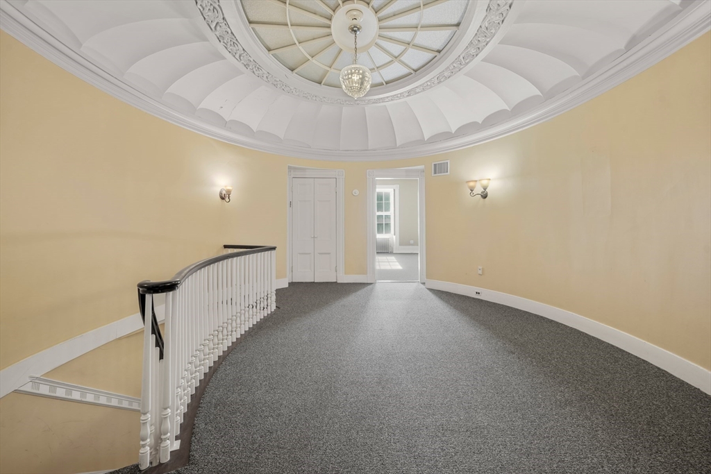 44 Beacon Street Boston, MA 02108 - Photo 3 of 21 Gallery Image 3
