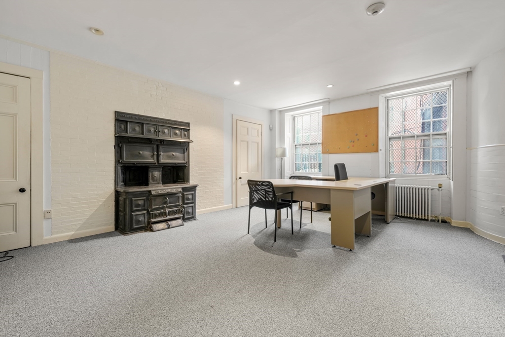 44 Beacon Street Boston, MA 02108 - Photo 10 of 21 Gallery Image 10