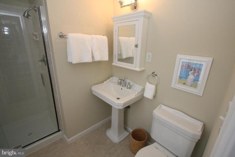 14316 Sturtevant Road Silver Spring, MD 20905 - Photo 13 of 22 Master Bath